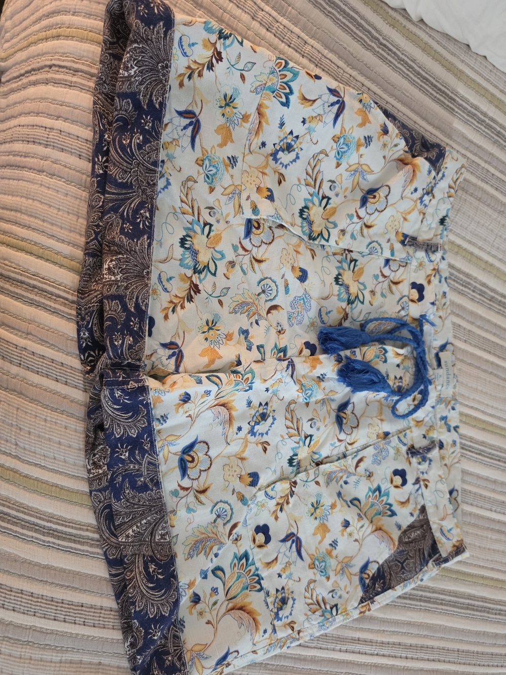 Sundance Floral Print Drawstring Womens Shorts Size XL